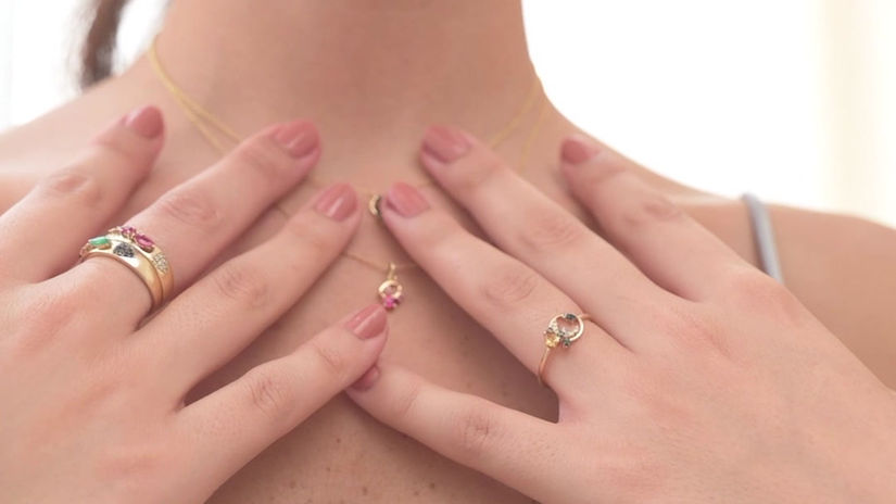 Mila Omi Social Media